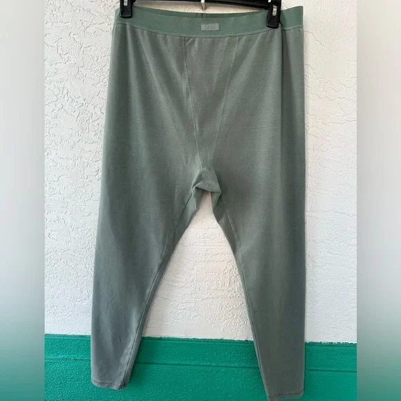 SKIMS Leggings in Blue Chalk 4X High Waisted Elastic Band NWT - Picture 1 of 5